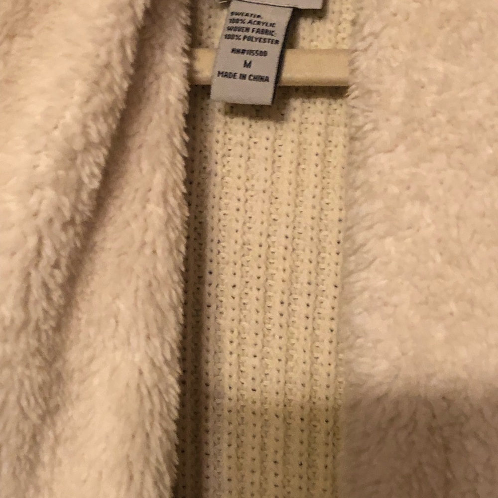 🧥 - Picture 5 of 5